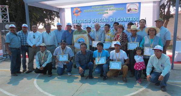 Agrovet Market sponsored the 2014 – 2015 Award for the best dairy cattle breeders from La Joya